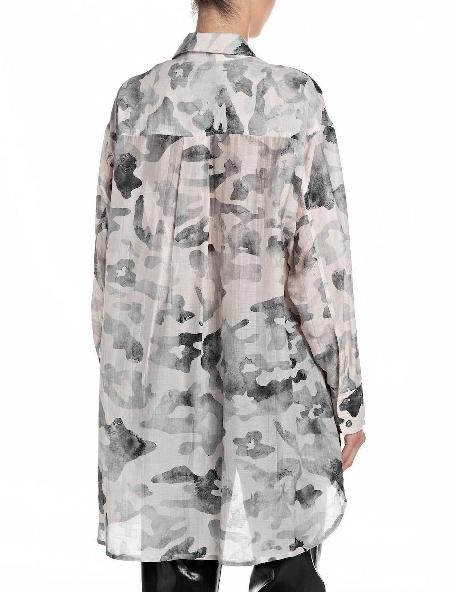 Longue chemise femme army en soie de chez Replay