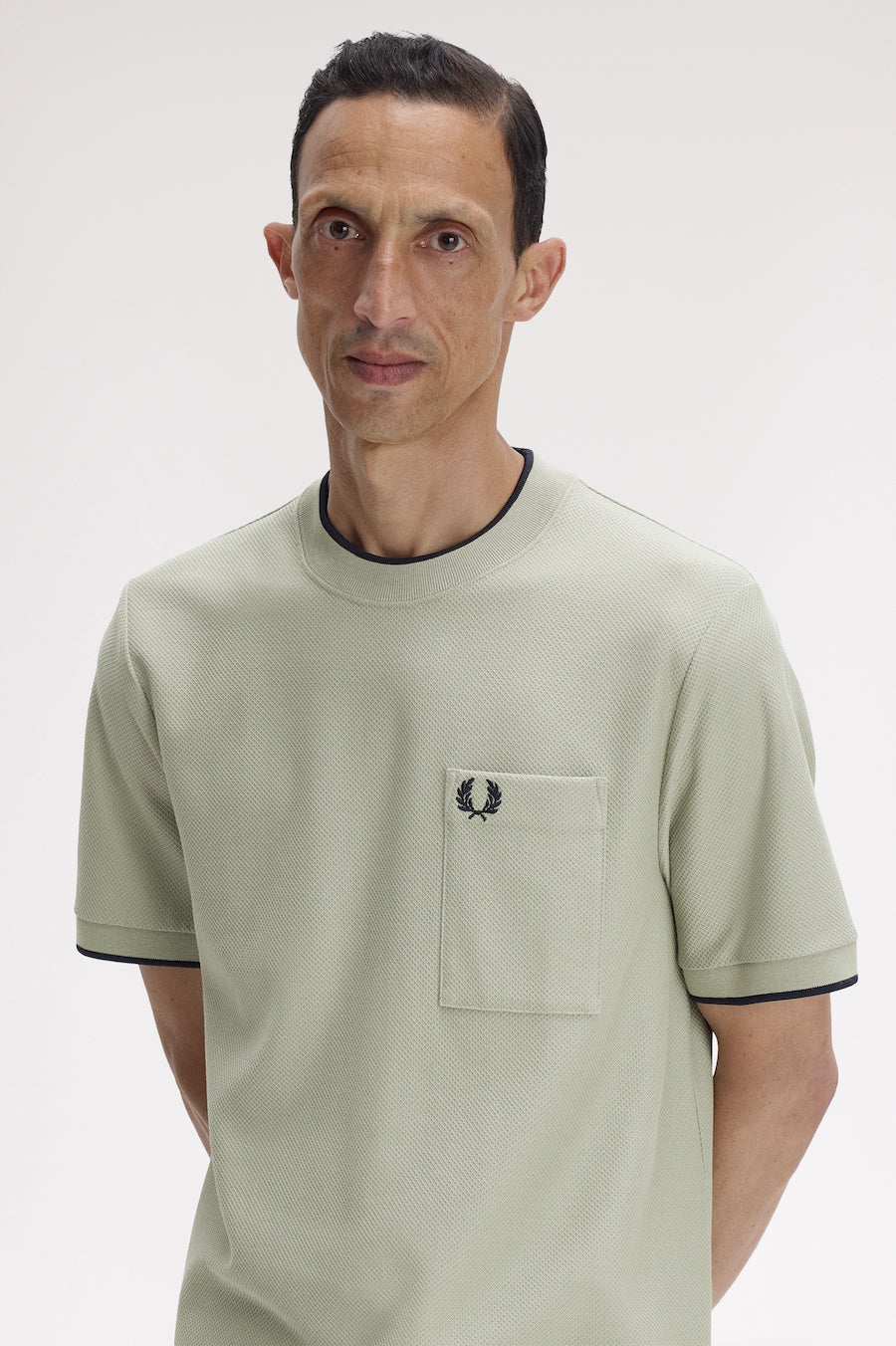 T-shirt pocket détail piqué M2395 M37 vert clair