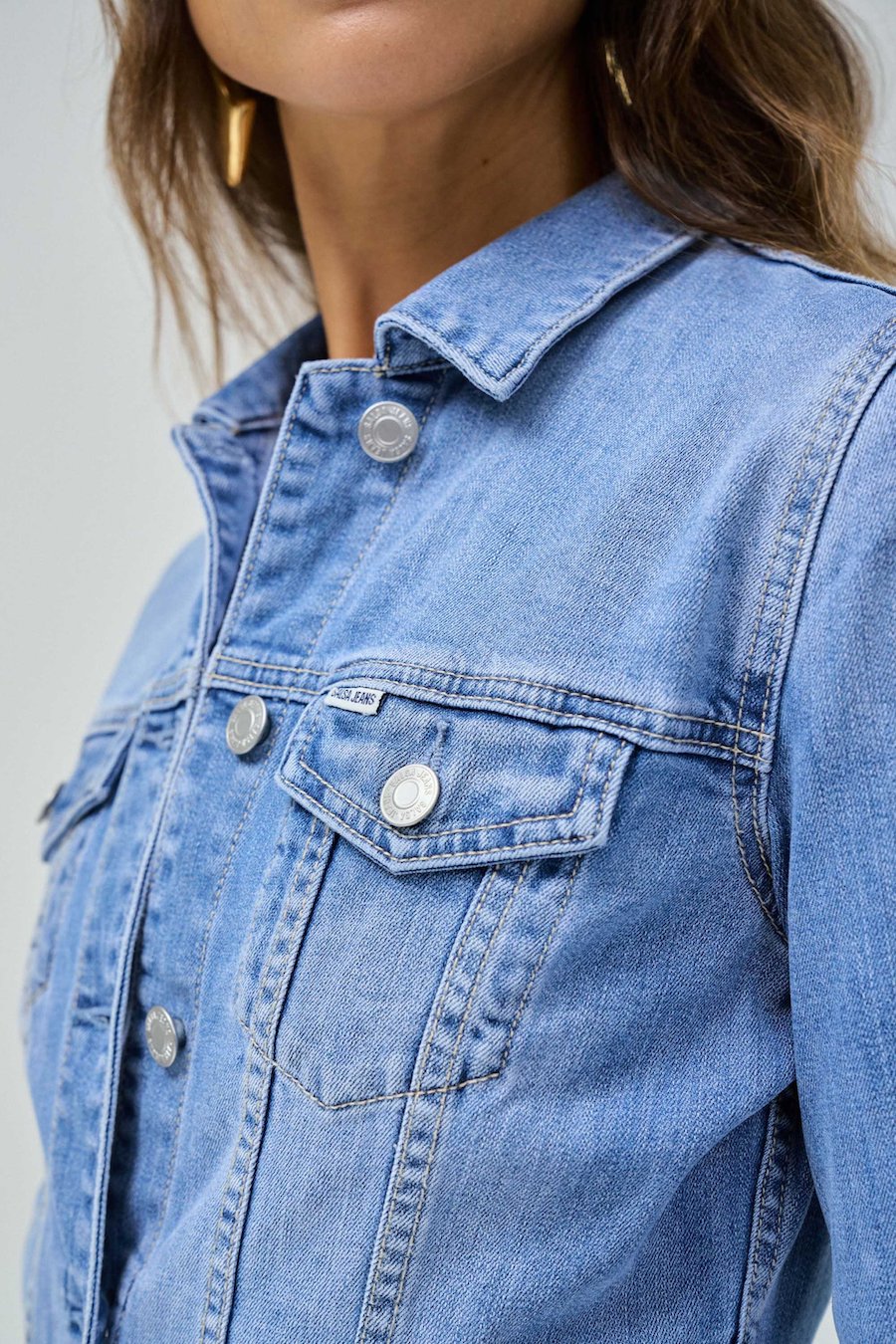 Veste femme en jeans de chez Salsa